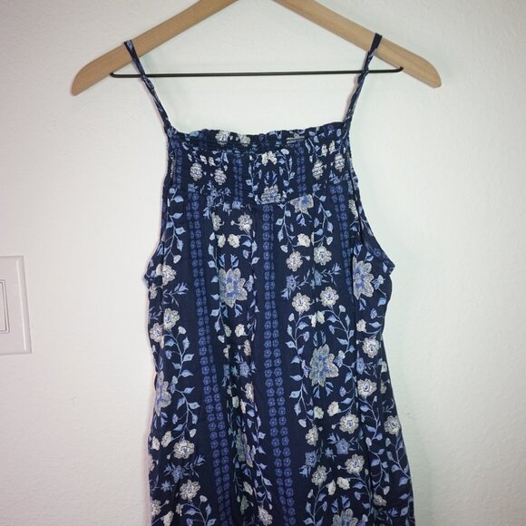 Old Navy Blue Flower Tank - Picture 2 of 14